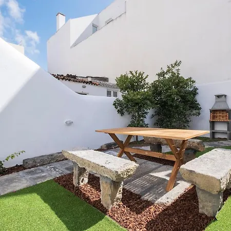 Apartment Magma House